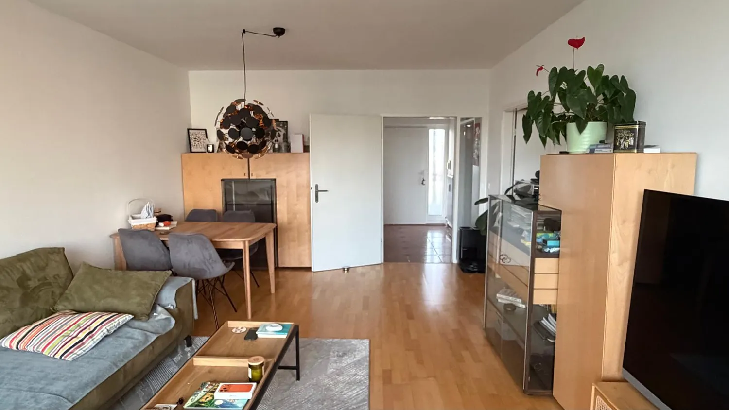 2 Zimmer Wohnung mit 70 m² in München – Bild 2