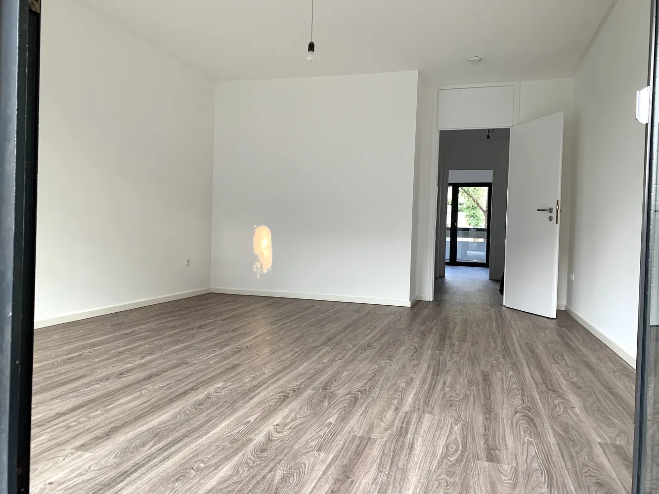 2 Zimmer Wohnung mit 58 m² in München – Bild 2