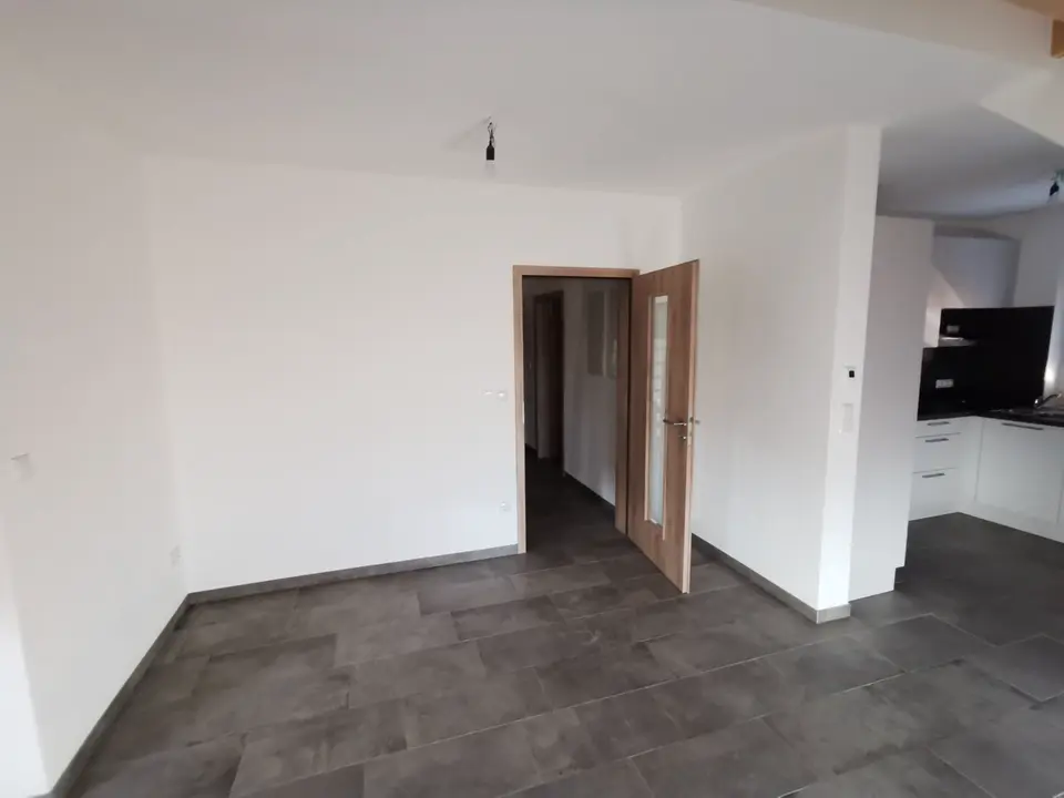 4 Zimmer Wohnung mit 100 m² in Schwabach – Bild 7