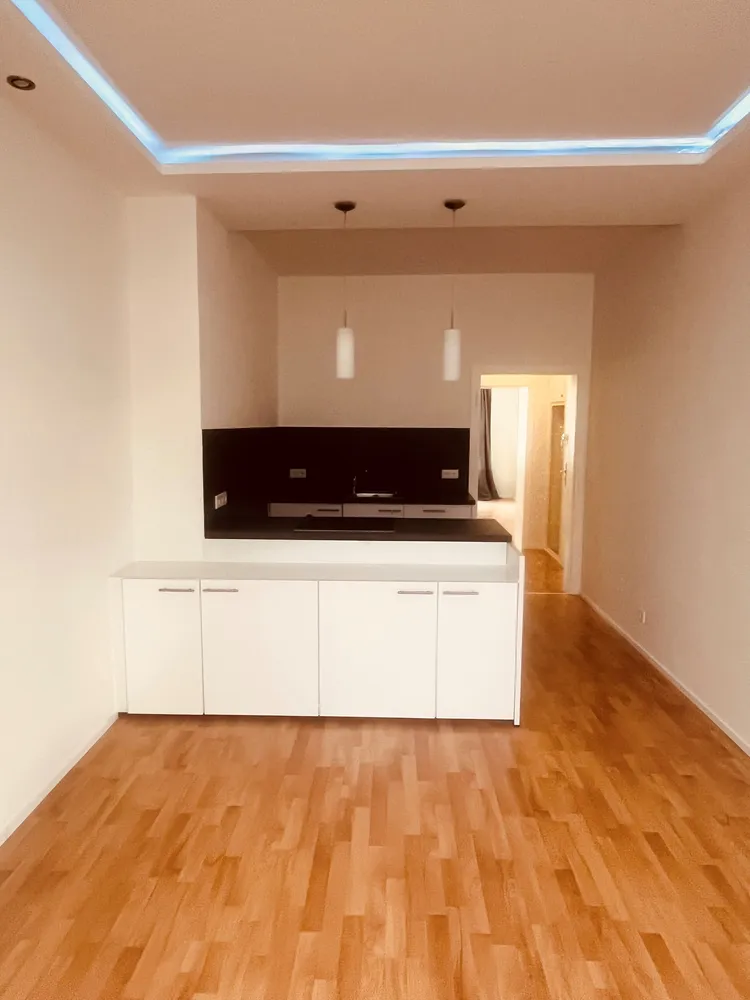 2 Zimmer Wohnung mit 48 m² in Düsseldorf – Bild 1