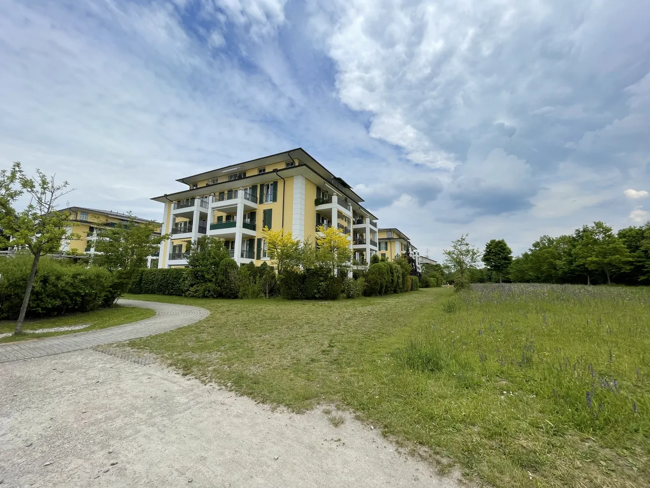2 Zimmer Wohnung mit 54 m² in München – Bild 2