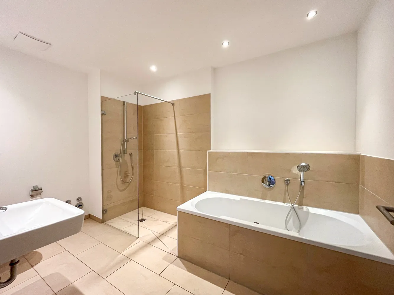 3 Zimmer Wohnung mit 106 m² in Bremen – Bild 7