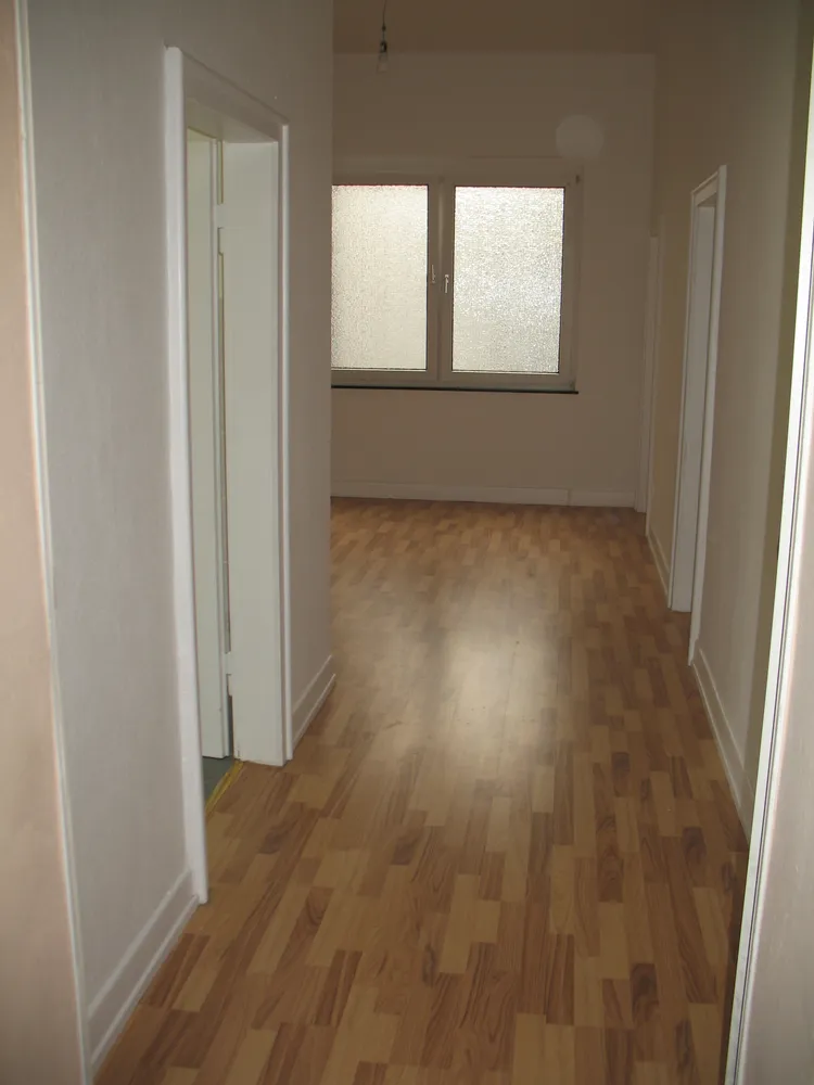 6 Zimmer Wohnung mit 134 m² in Köln – Bild 2
