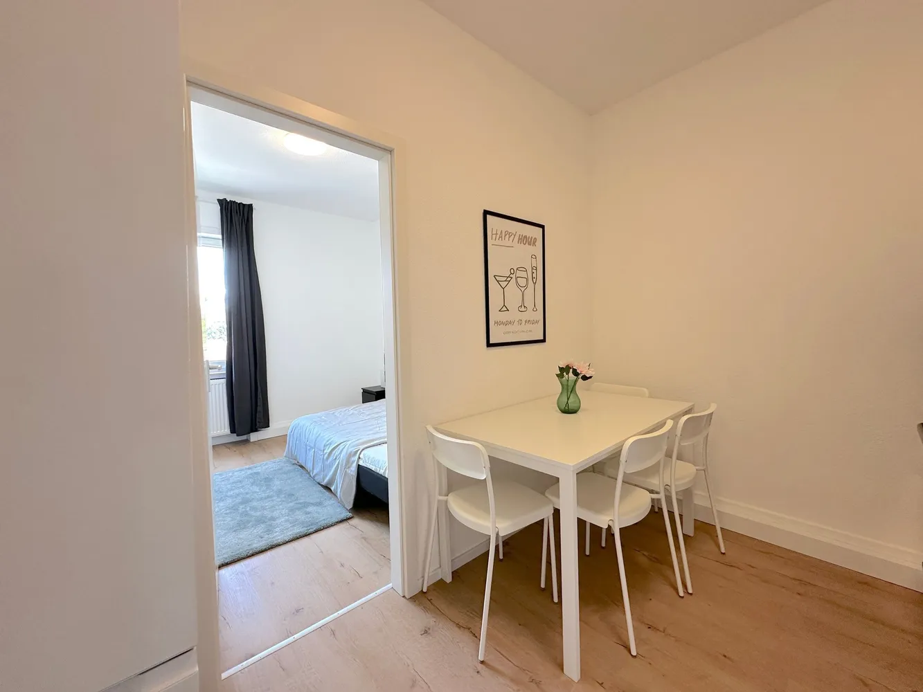 1 Zimmer Wohnung mit 32 m² in Frankfurt am Main – Bild 12
