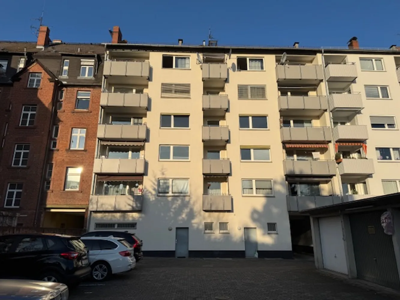 2 room apartment with 59 m² in Frankfurt am Main – Photo 1