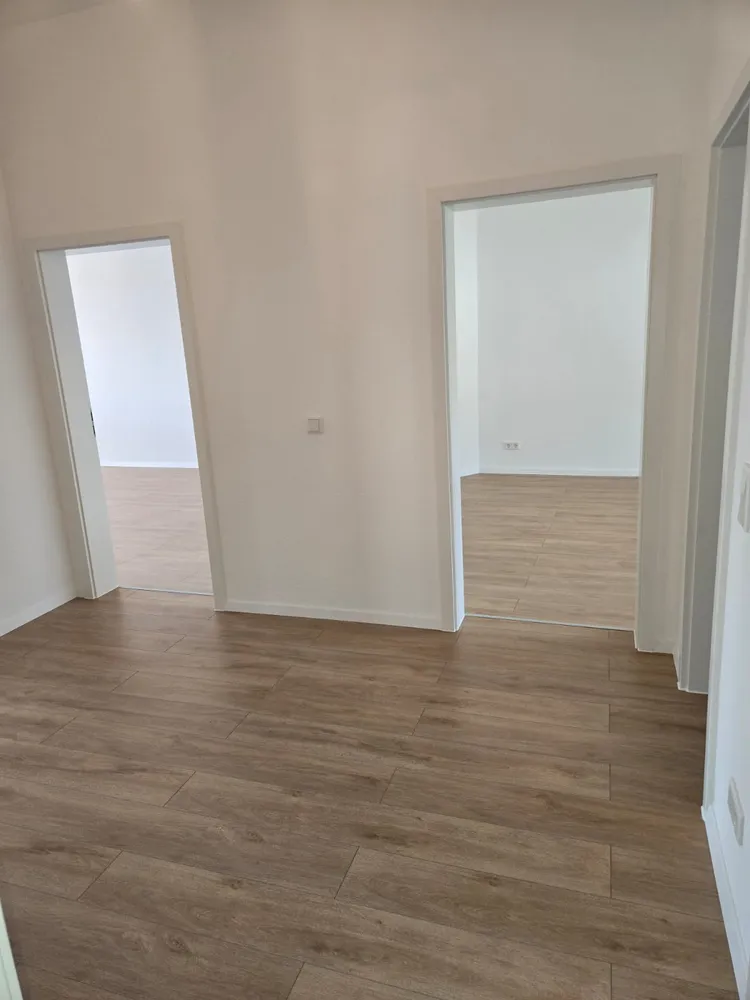 4 Zimmer Wohnung mit 107 m² in Frankfurt am Main – Bild 8