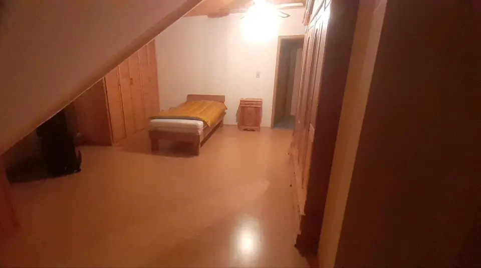 WG-Zimmer mit 20 m² in Frankfurt am Main – Bild 2