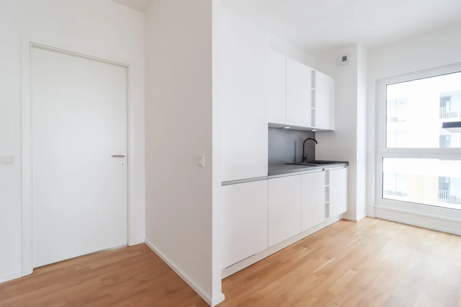 4 Zimmer Wohnung mit 139 m² in Frankfurt am Main – Bild 3