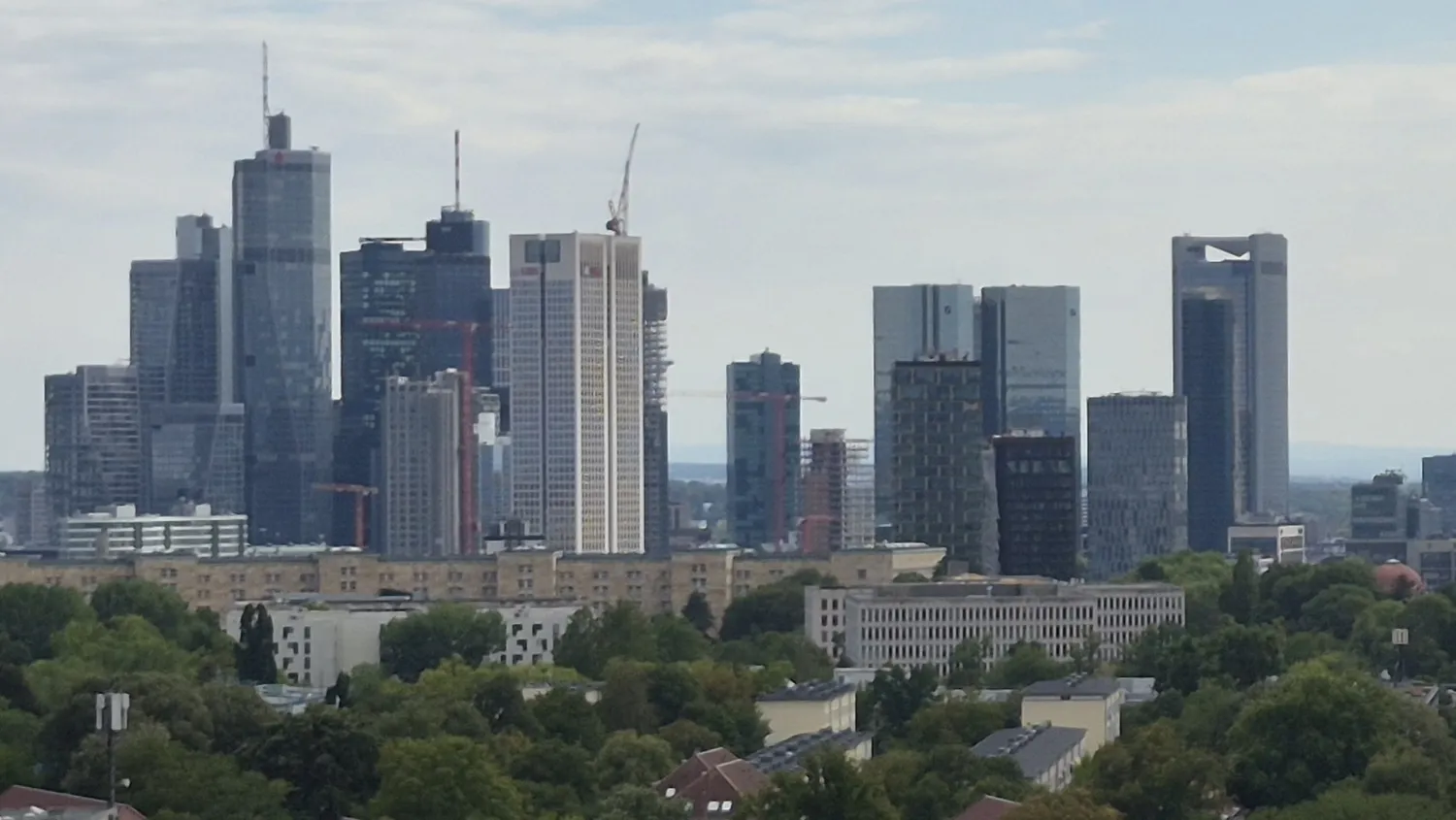 1 Zimmer Wohnung mit 45 m² in Frankfurt am Main – Bild 1