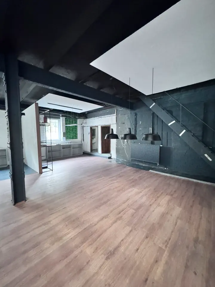 3 Zimmer Wohnung mit 241 m² in Iserlohn – Bild 2