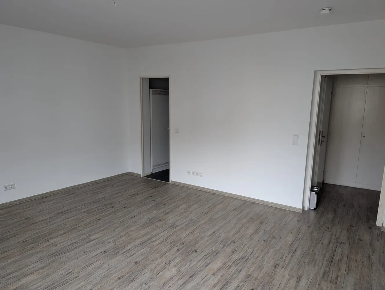 1 Zimmer Wohnung mit 30 m² in Köln – Bild 3