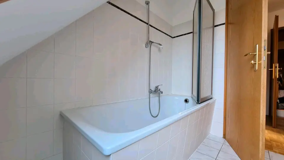 2 Zimmer Wohnung mit 44 m² in Dresden – Bild 7