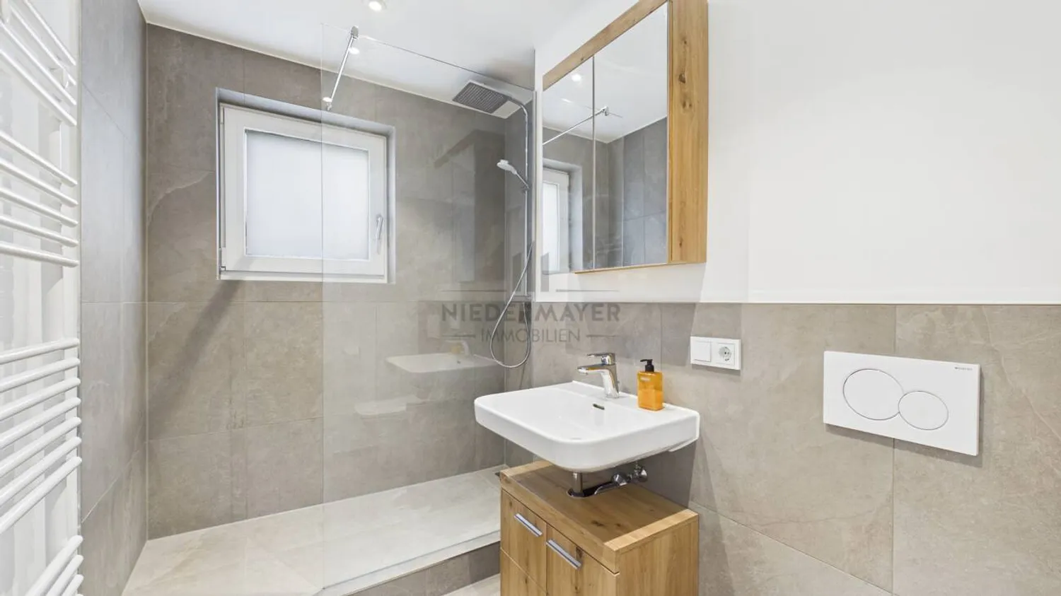 3 Zimmer Wohnung mit 81 m² in München – Bild 4