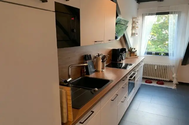 4 Zimmer Wohnung mit 155 m² in Detmold – Bild 3