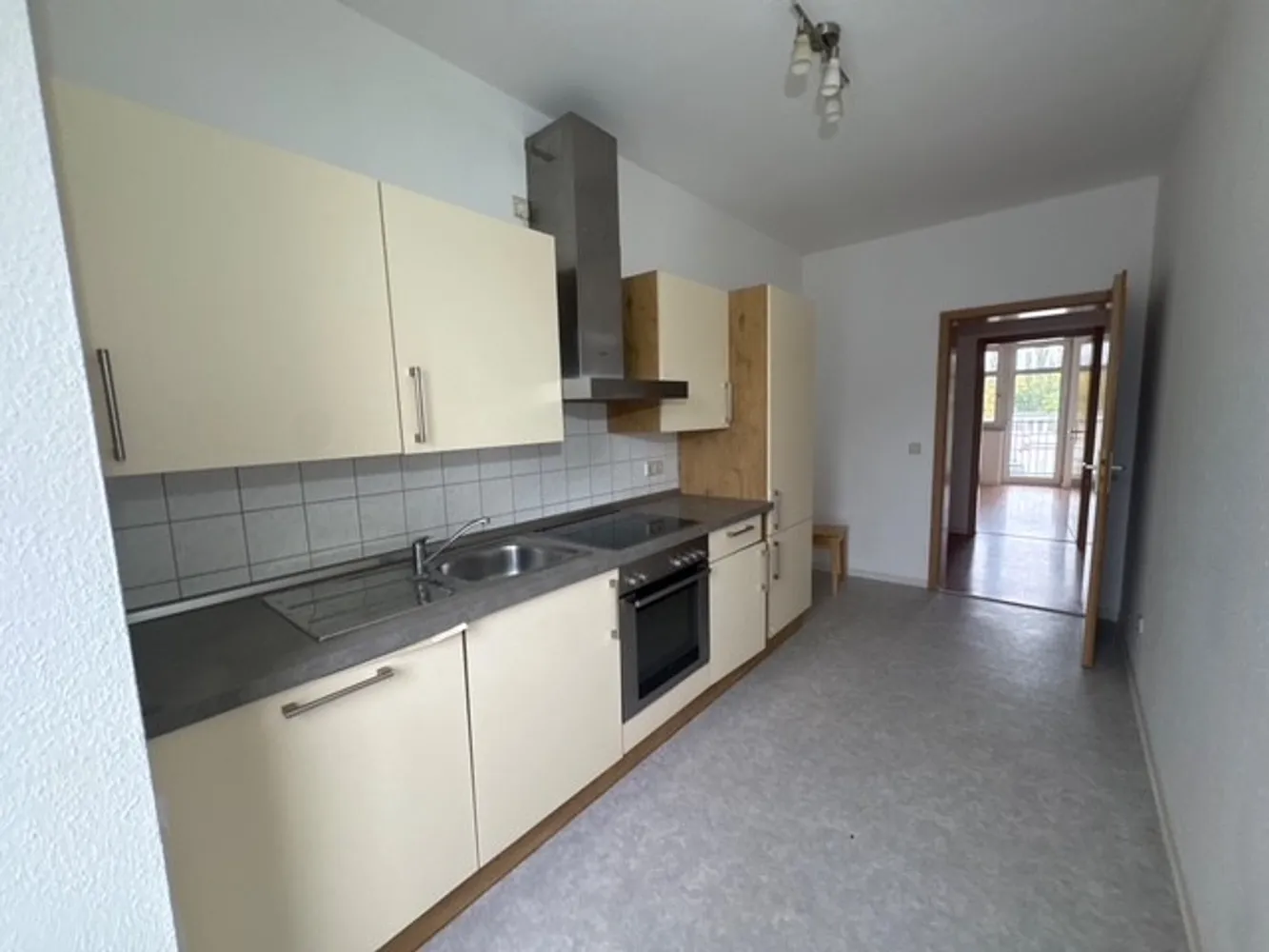 3 Zimmer Wohnung mit 69 m² in Chemnitz – Bild 2