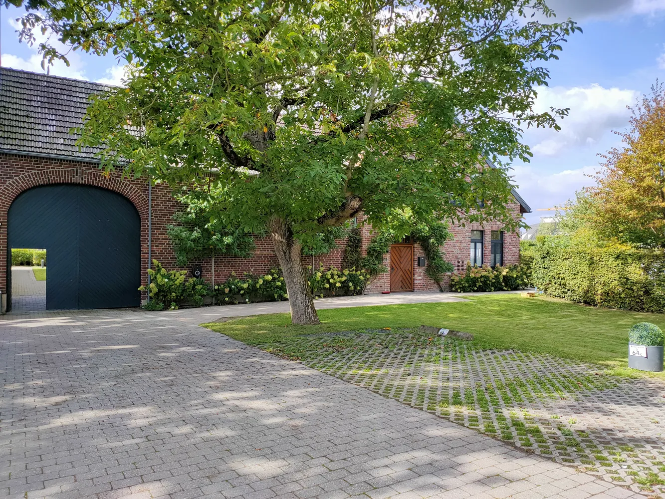 7 room house with 250 m² in Kaarst – Photo 10