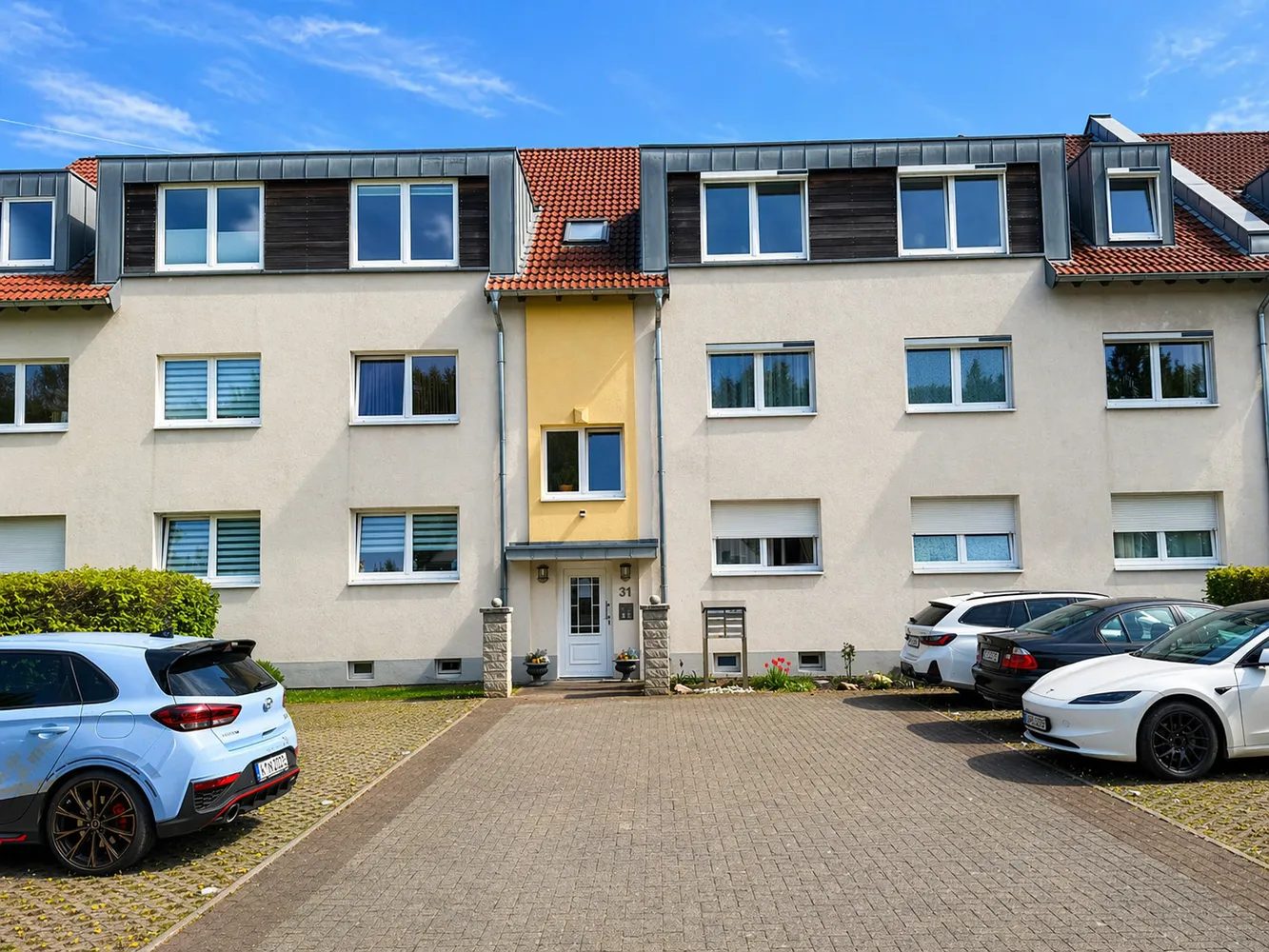 4 Zimmer Wohnung mit 115 m² in Köln – Bild 3
