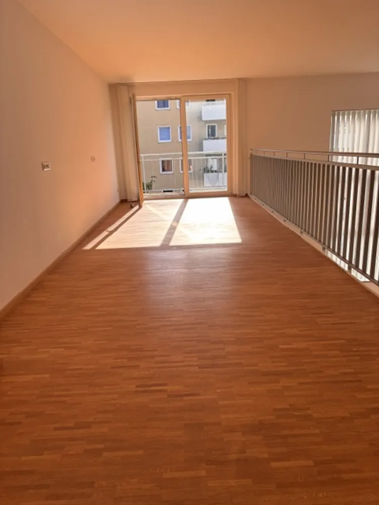 2 Zimmer Wohnung mit 108 m² in München – Bild 12