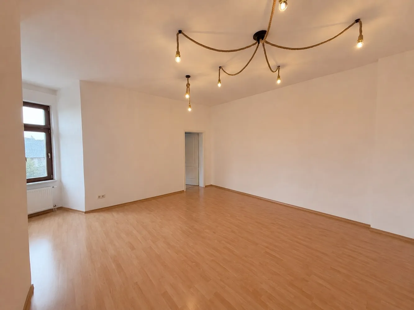 3 Zimmer Wohnung mit 89 m² in Magdeburg – Bild 1