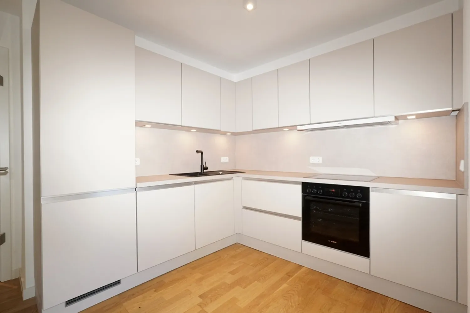 2 Zimmer Wohnung mit 65 m² in Wiesbaden – Bild 12