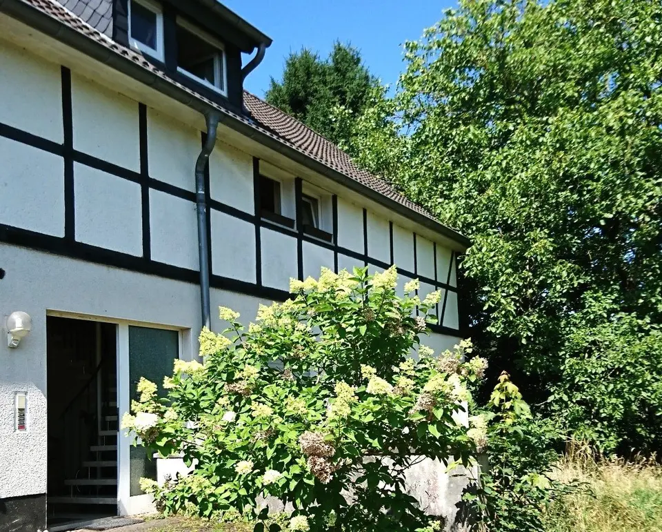 3 Zimmer Wohnung mit 90 m² in Lohmar – Bild 2