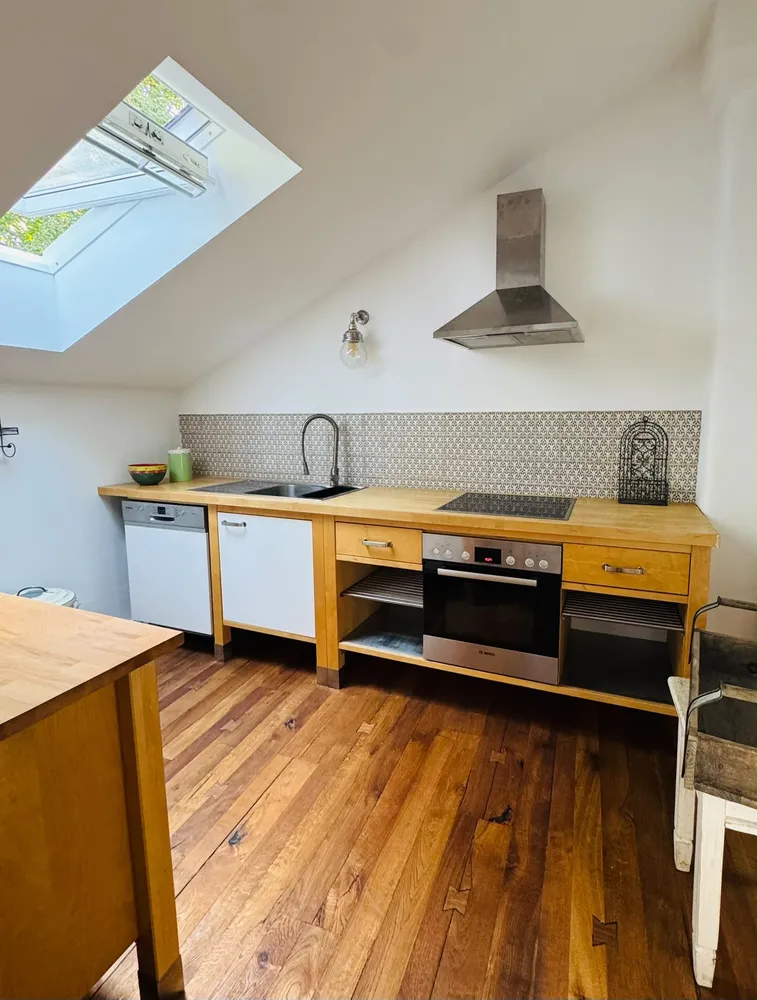 2 room apartment with 90 m² in Düsseldorf – Photo 11