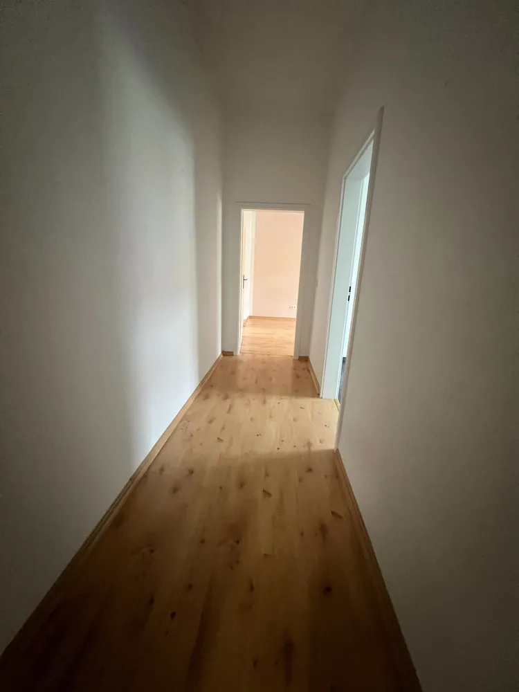 2 Zimmer Wohnung mit 53 m² in Halle (Saale) – Bild 2