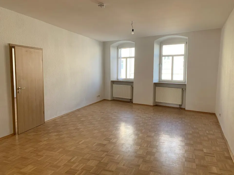 2 Zimmer Wohnung mit 70 m² in Hof – Bild 5
