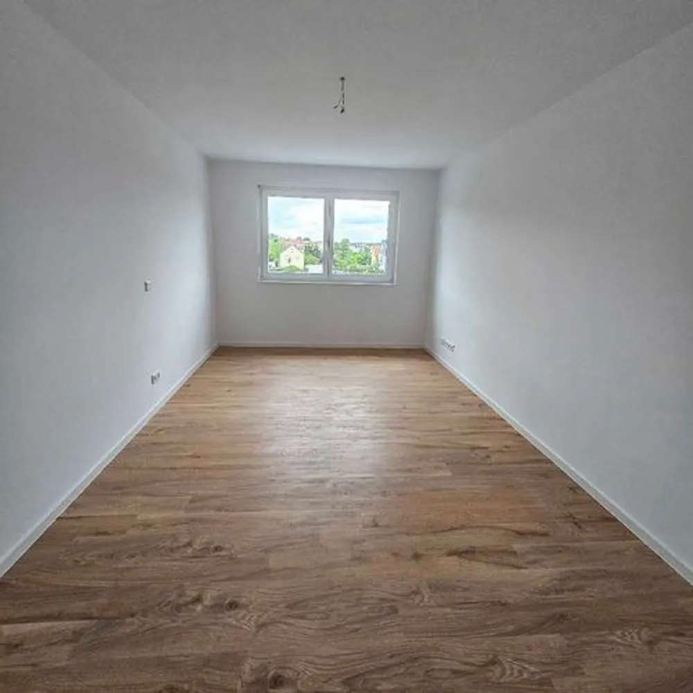5 Zimmer Wohnung mit 128 m² in Dresden – Bild 5