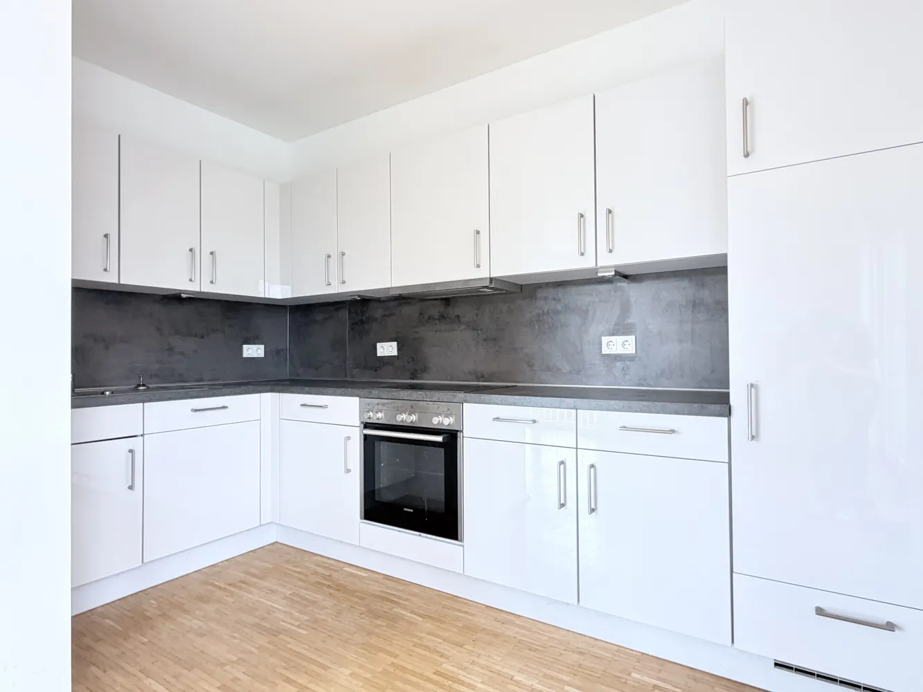 2 room apartment with 90 m² in Frankfurt am Main – Photo 7