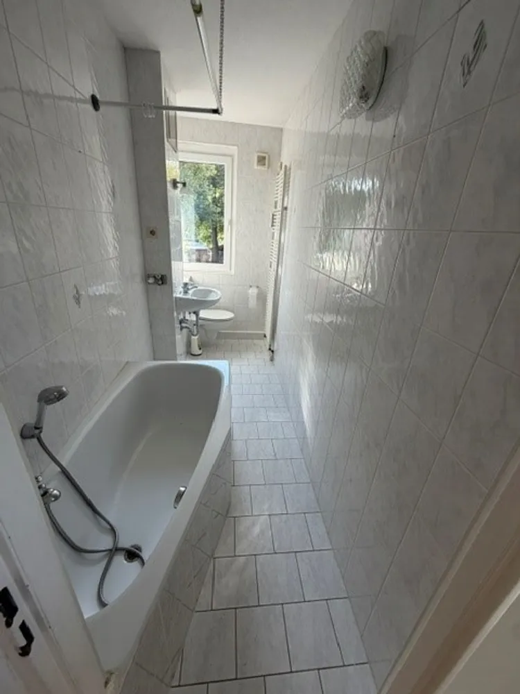 2 Zimmer Wohnung mit 47 m² in Werdau – Bild 5