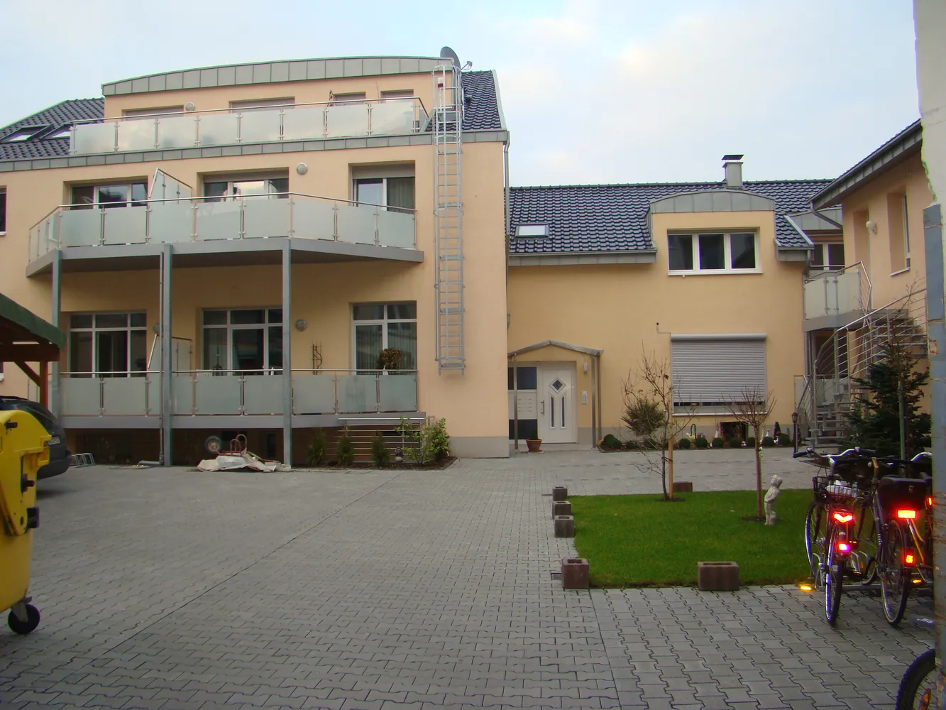 3 room apartment with 101 m² in Bonn – Photo 1