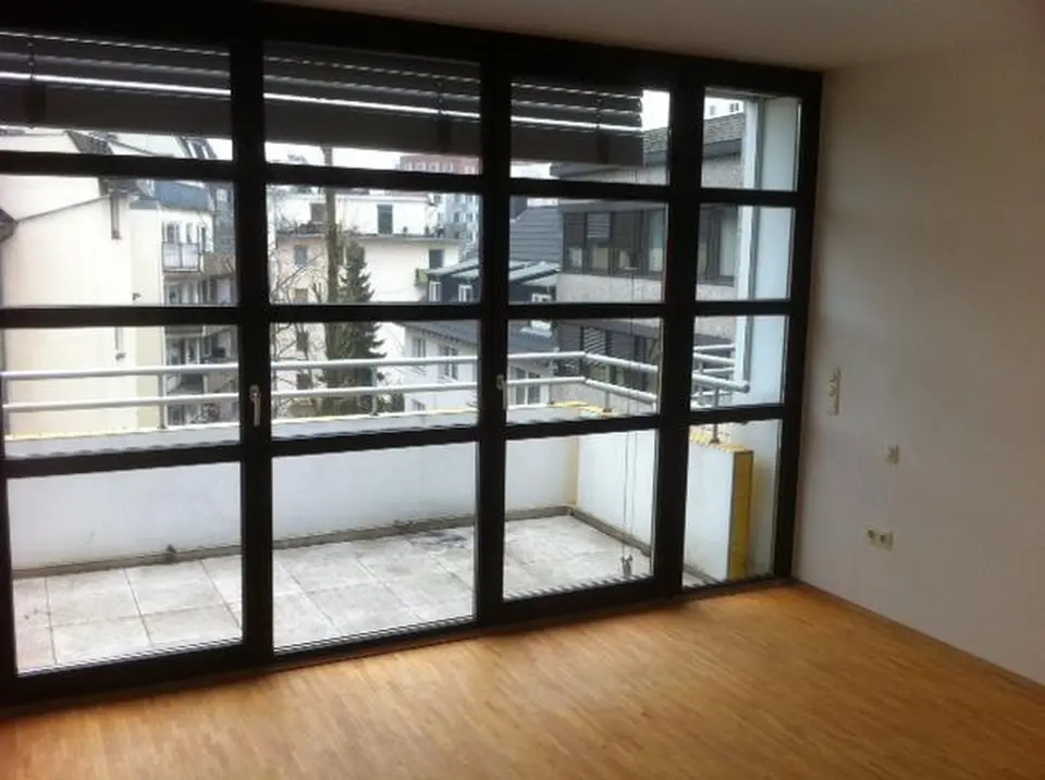 2 Zimmer Wohnung mit 59 m² in Düsseldorf – Bild 2