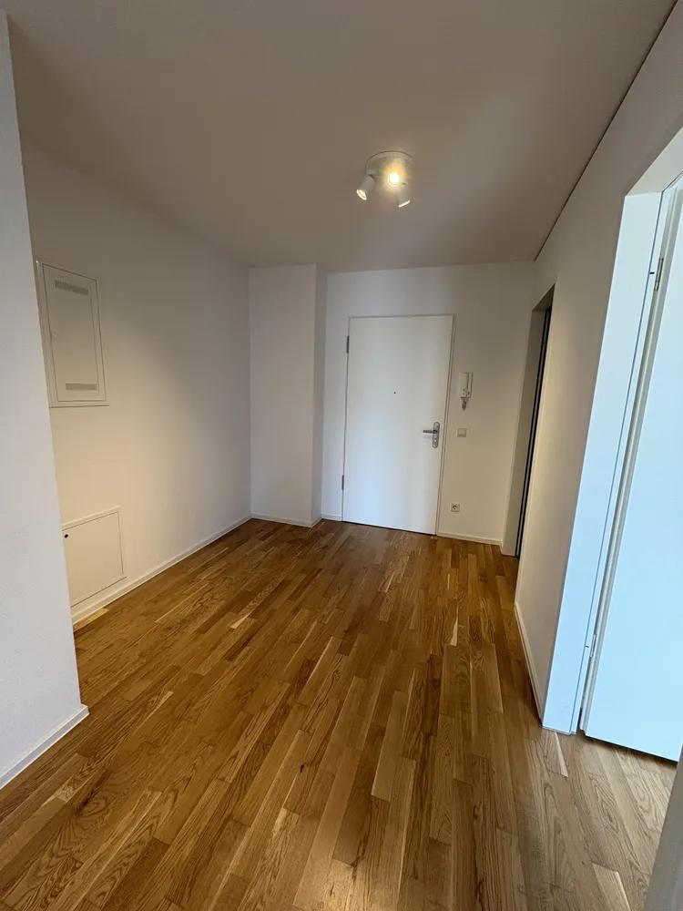 2 Zimmer Wohnung mit 76 m² in Frankfurt am Main – Bild 6