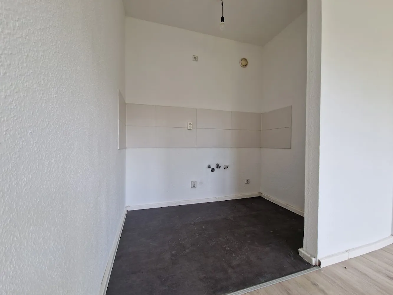 1 Zimmer Wohnung mit 35 m² in Halle (Saale) – Bild 5