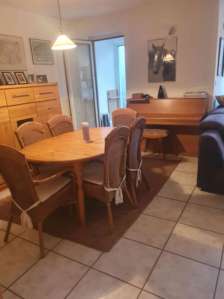 4 Zimmer Wohnung mit 126 m² in Neuss – Bild 1