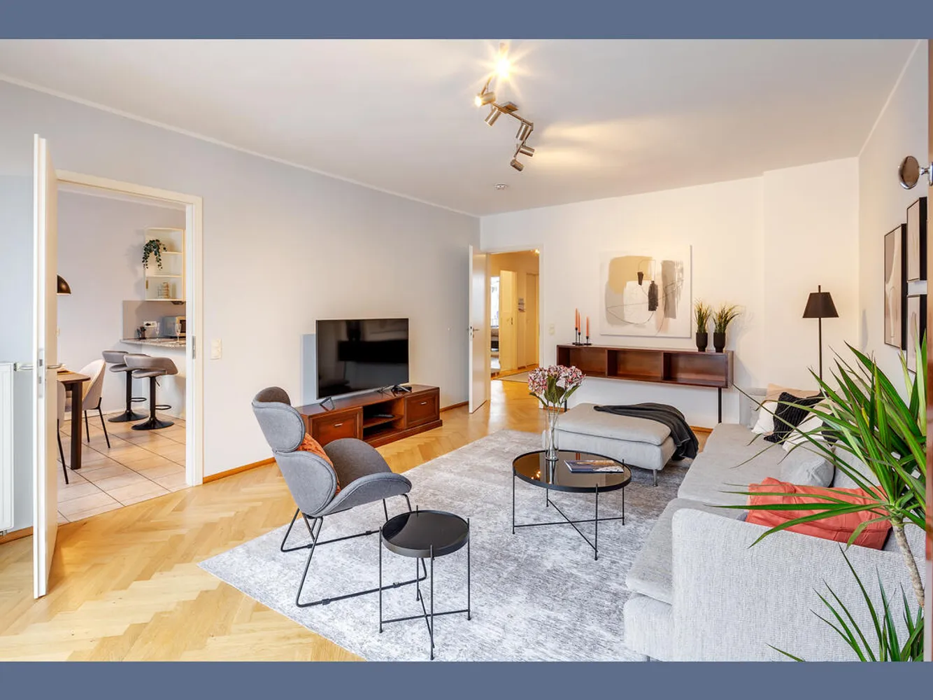 3 Zimmer Wohnung mit 98 m² in München – Bild 1