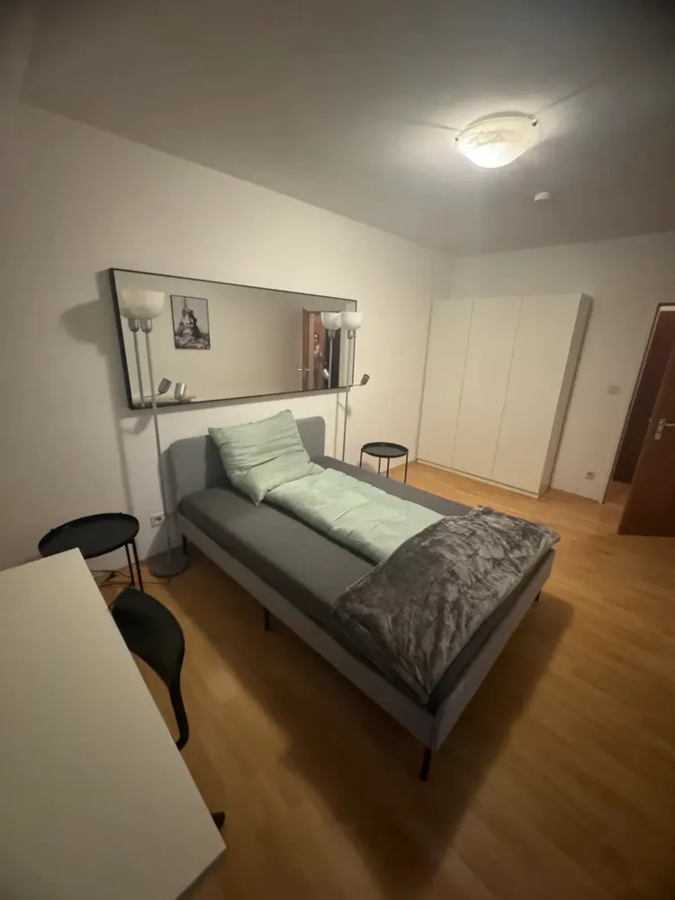 Shared room with 16 m² in Munich – Photo 2