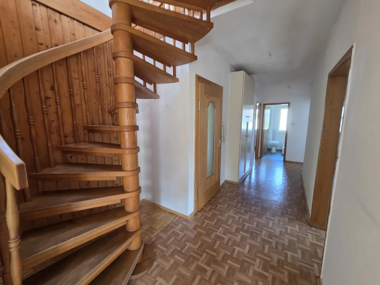 4 Zimmer Wohnung mit 120 m² in Nürnberg – Bild 10
