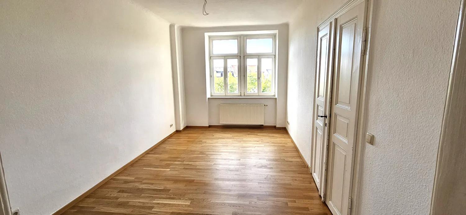 2 Zimmer Wohnung mit 81 m² in Dresden – Bild 4