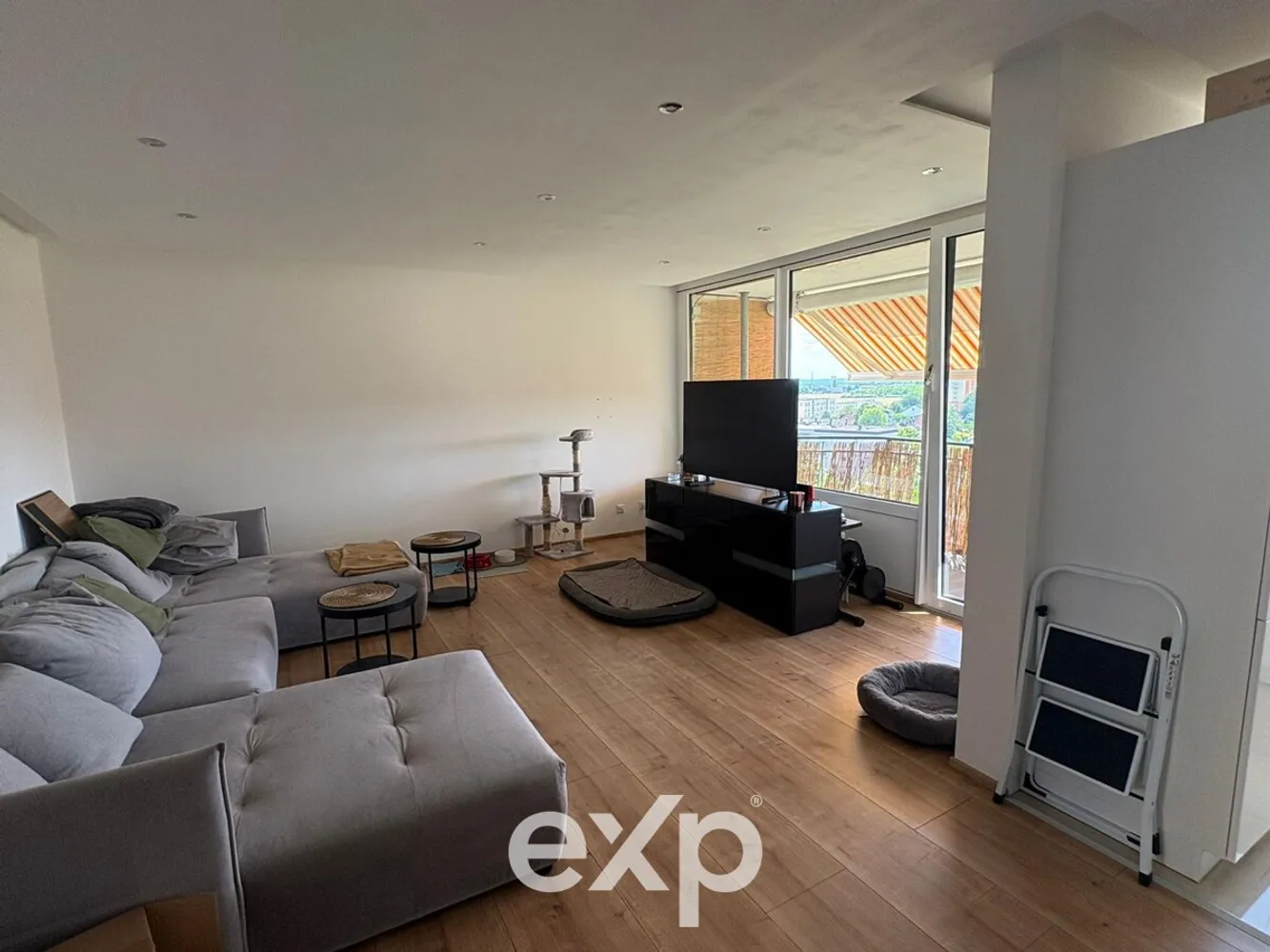 3 Zimmer Wohnung mit 82 m² in Köln – Bild 2