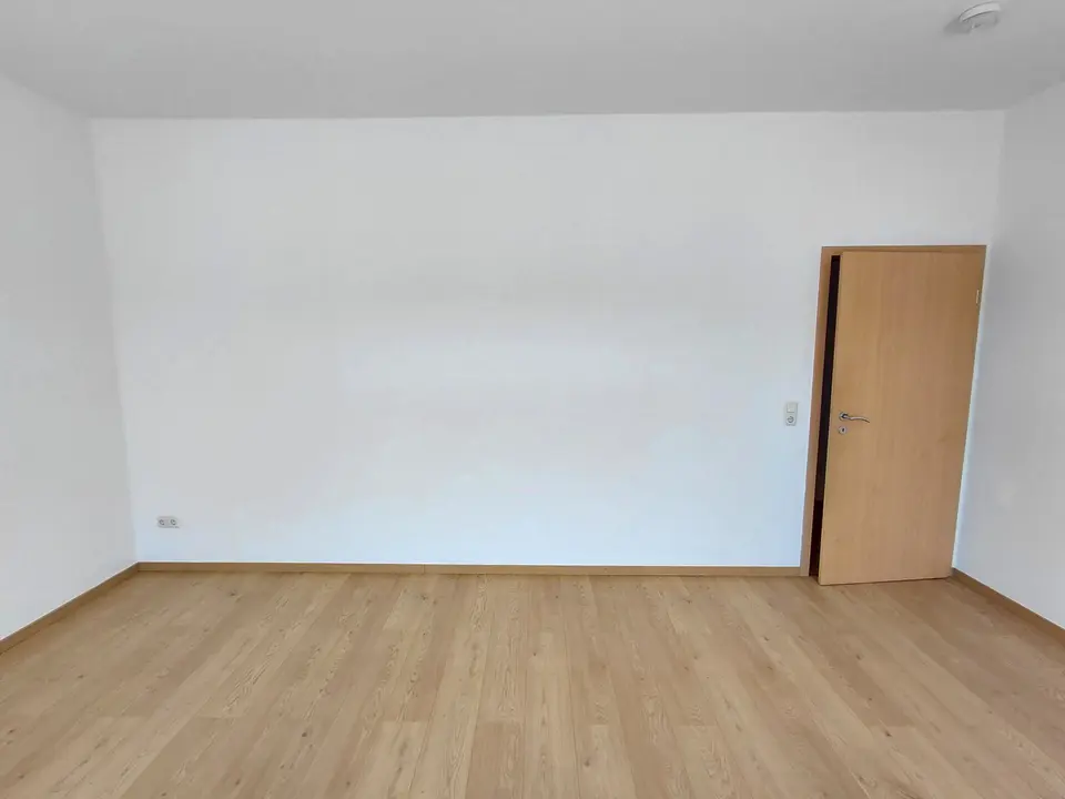 3 Zimmer Wohnung mit 73 m² in Zeitz – Bild 2