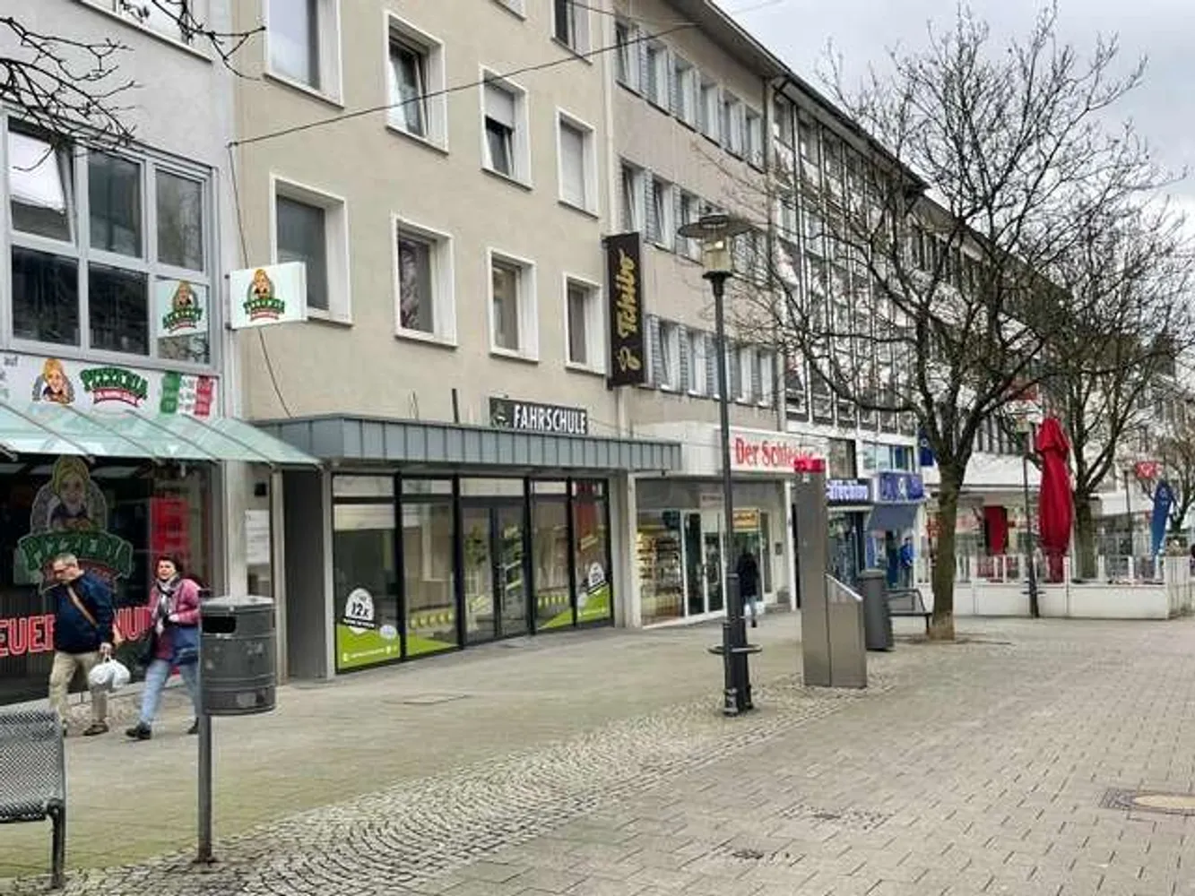 4 Zimmer Wohnung mit 130 m² in Solingen – Bild 1