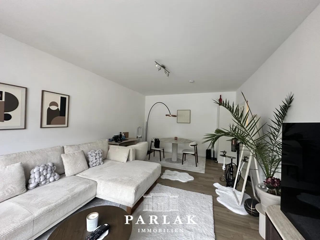2 Zimmer Wohnung mit 52 m² in Düsseldorf – Bild 4