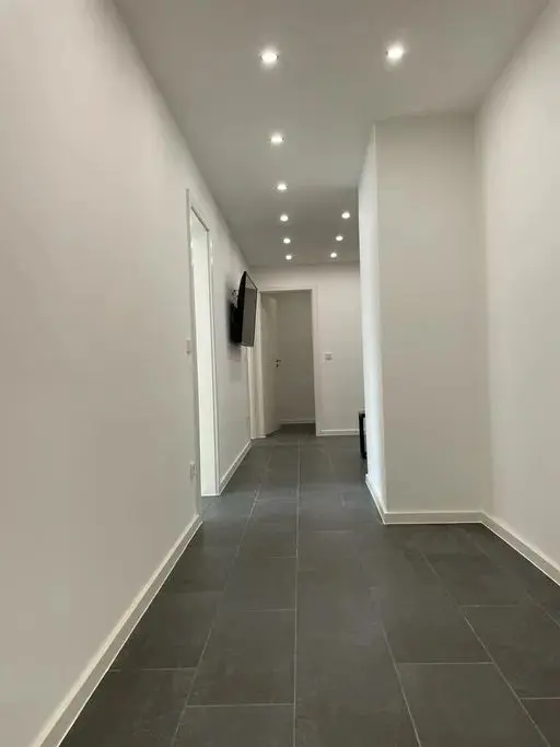 5 Zimmer Wohnung mit 15 m² in München – Bild 4