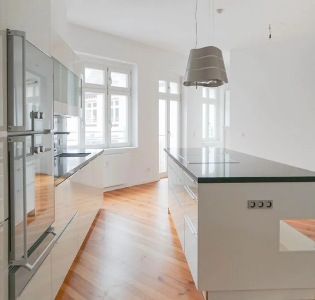 4 Zimmer Wohnung mit 134 m² in Berlin – Bild 1