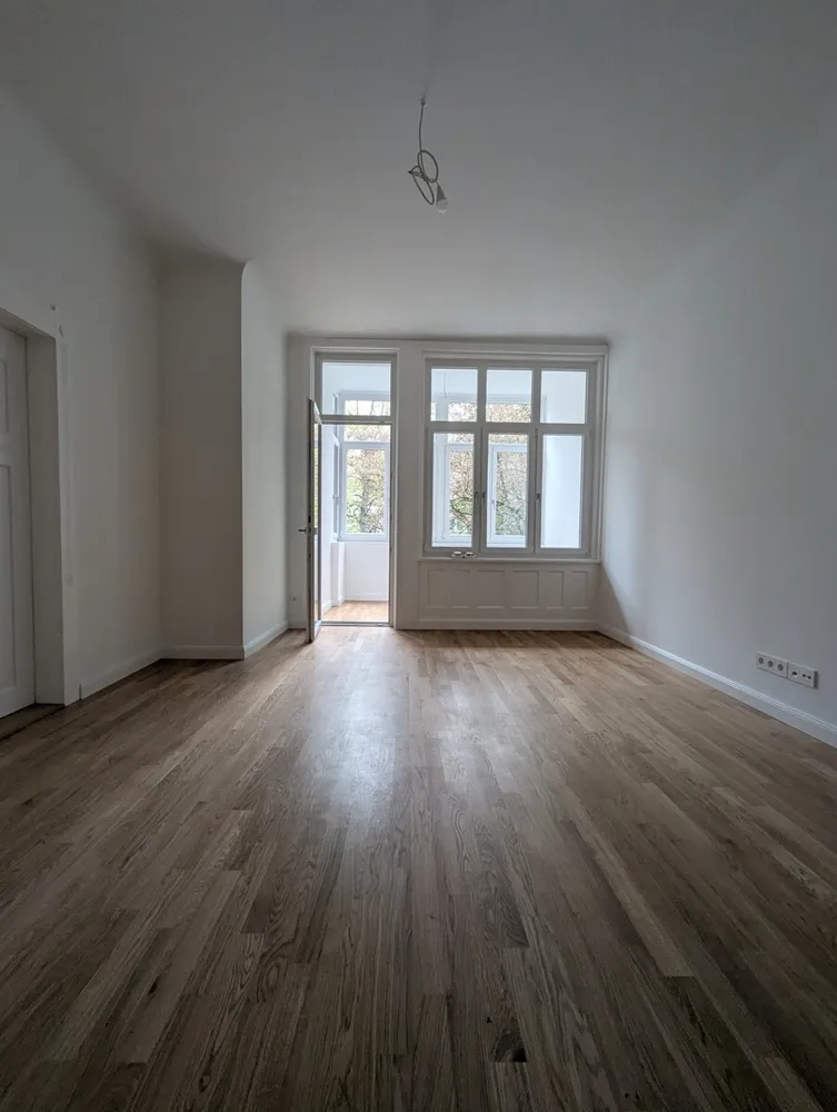 2 Zimmer Wohnung mit 113 m² in Stuttgart – Bild 3