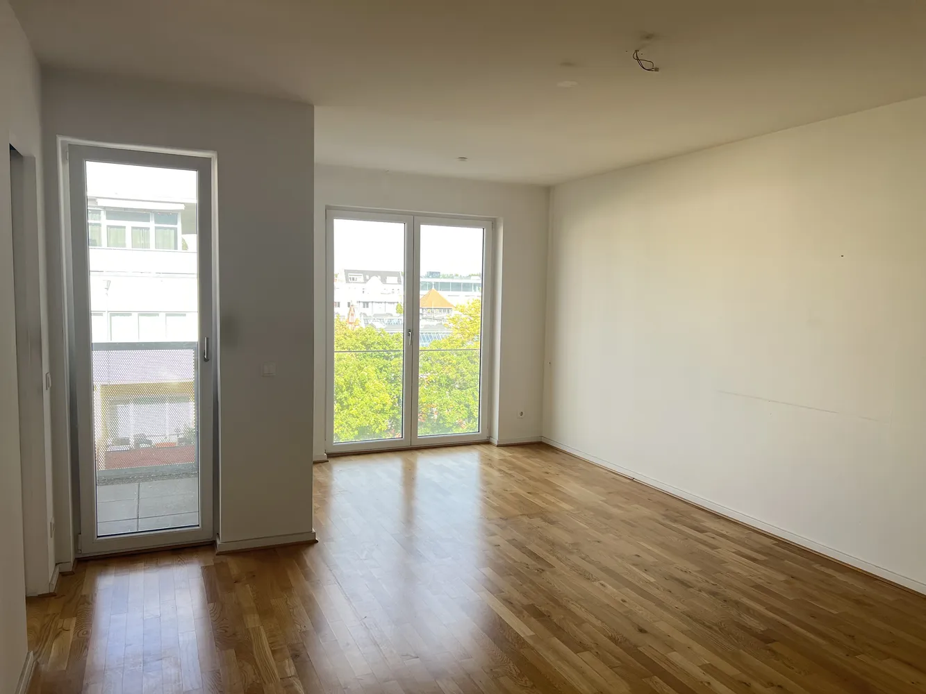 2 room apartment with 63 m² in Berlin – Photo 2