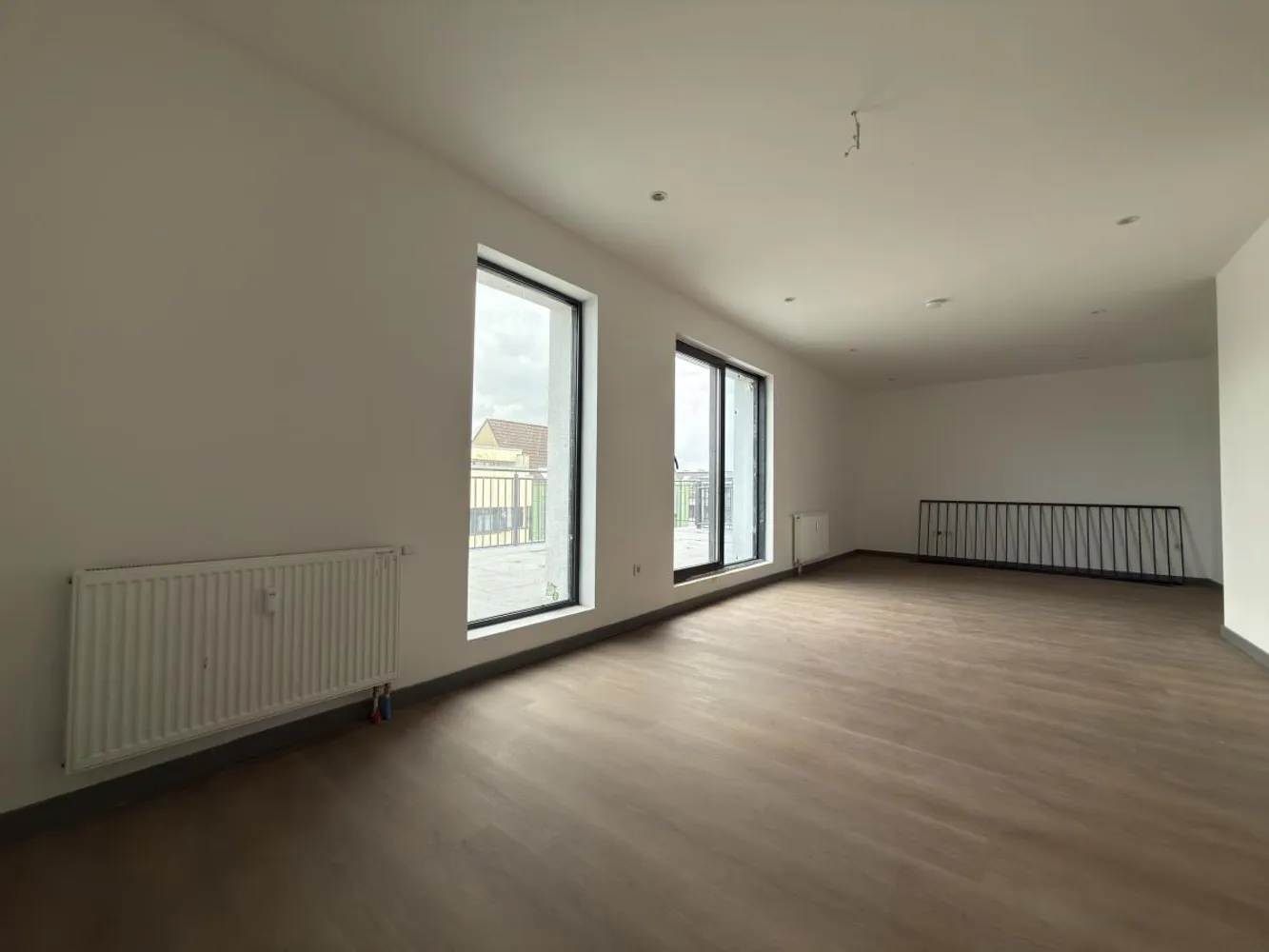 2 Zimmer Wohnung mit 116 m² in Oberhausen – Bild 2