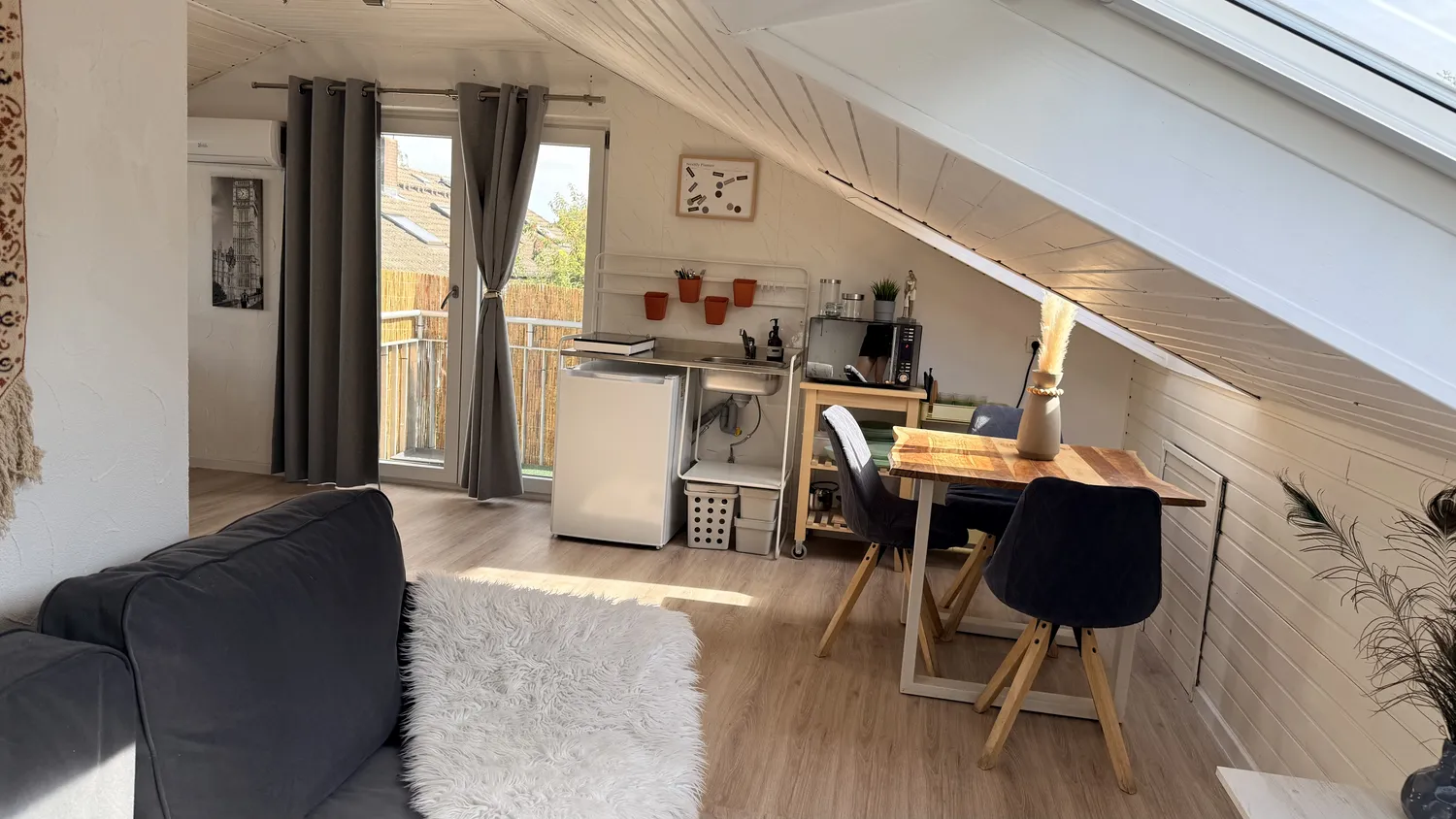 1 Zimmer Wohnung mit 23 m² in Karlsruhe – Bild 1
